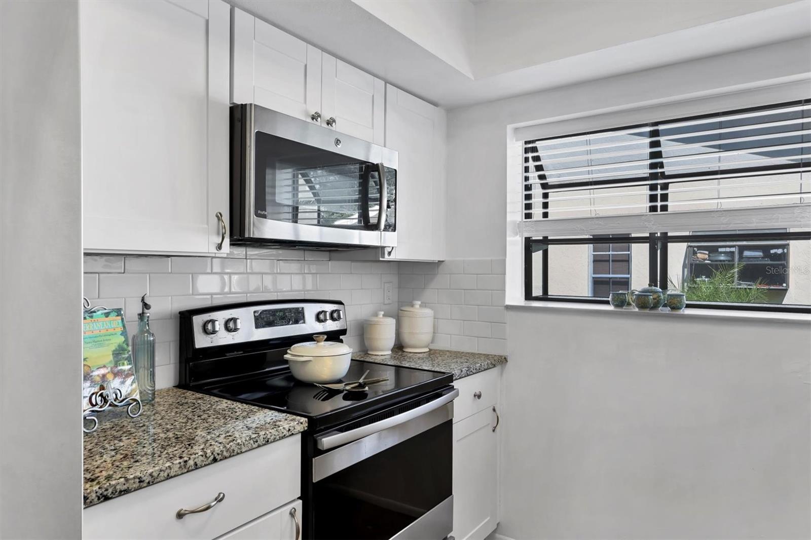 OAKHURST PH I - Residential