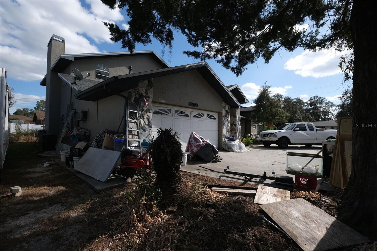 SPRING HILL - Residential