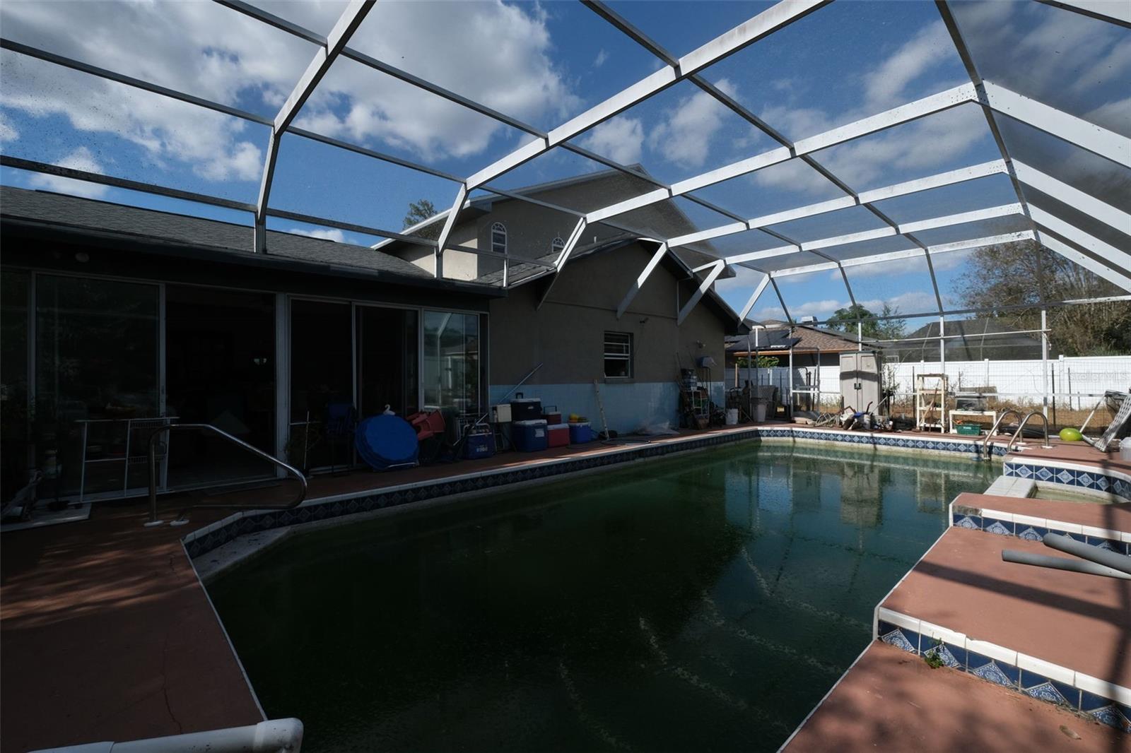 SPRING HILL - Residential