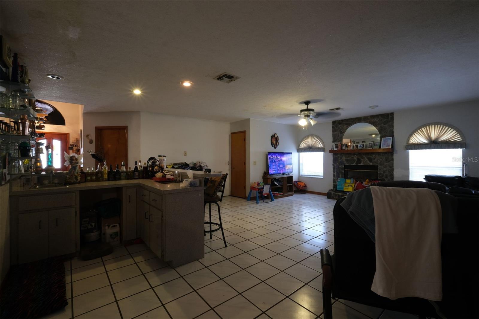 SPRING HILL - Residential