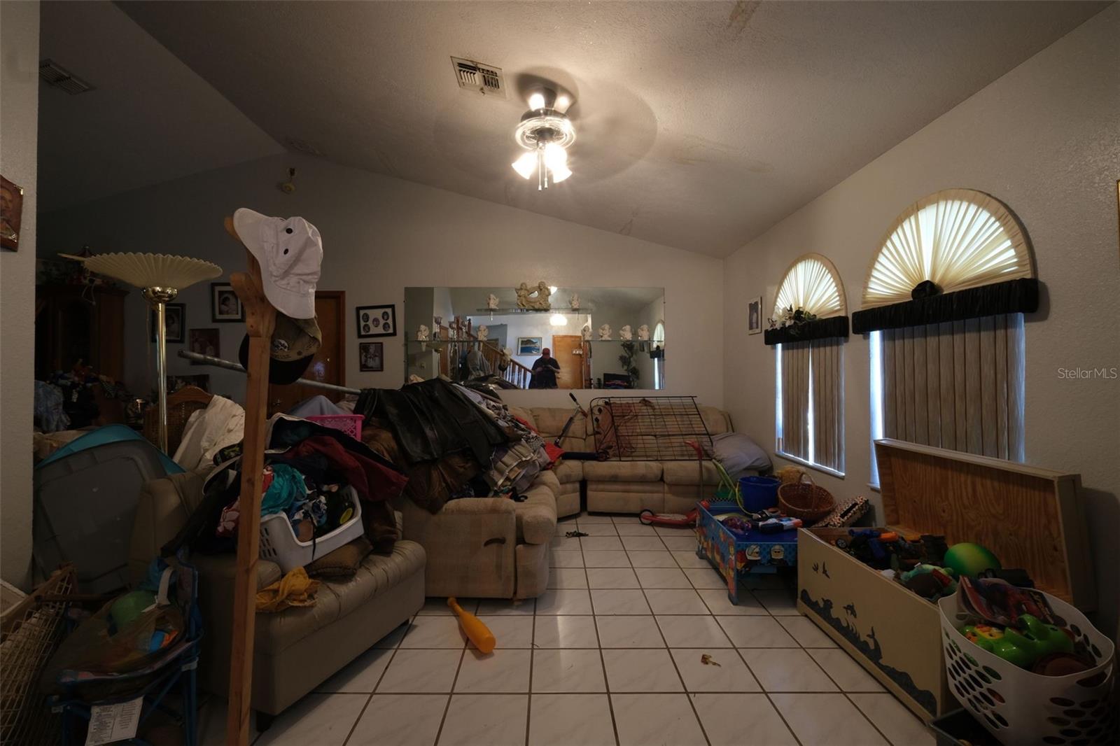 SPRING HILL - Residential