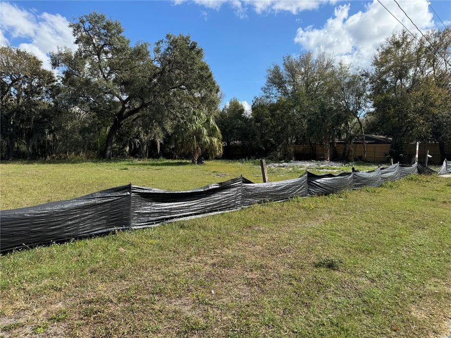 Excellent investment opportunity in a consolidated residential area in the southeast of Orlando, a few minutes from Orlando International Airport (MCO). These are three contiguous lots with individual measurements of 50 x 135 feet each, ideal for developing three modern single-family homes. S5136726, S5136726, Privileged location: 8 minutes from Orlando International Airport (MCO), 10 minutes from Florida Mall and Kissimmee Loop, Near Lake Conway and its recreational areas, asy access to SR-436 (Semoran Blvd), Curry Ford Rd, and 408 Expressway, quickly connecting to Downtown Orlando,  short distance from schools, supermarkets, restaurants, parks and employment areas. Terrain characteristics:Quiet residential areas, with existing urban infrastructure (water and electricity available), Only septic system installation required, Paved streets, Level topography, ready to build, Ideal for investors, builders or families who wish to develop their own residential project