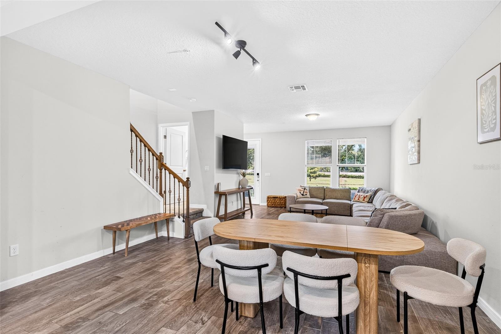5133 SAPLING SPROUT DRIVE