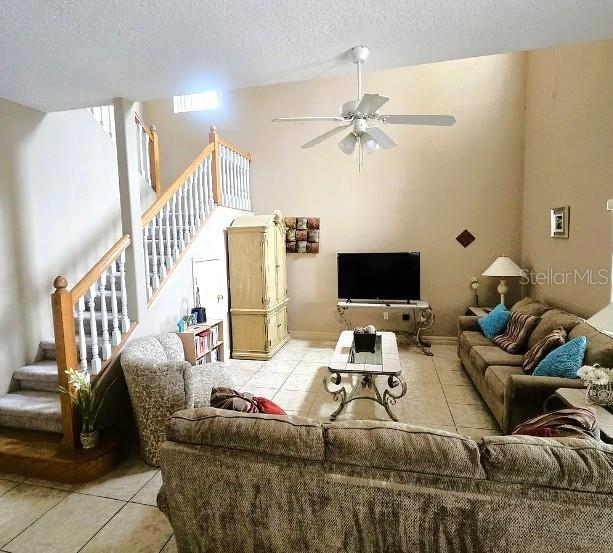 Photo of 225 Vista Drive, Davenport, FL 33897 (MLS # O6450788)
