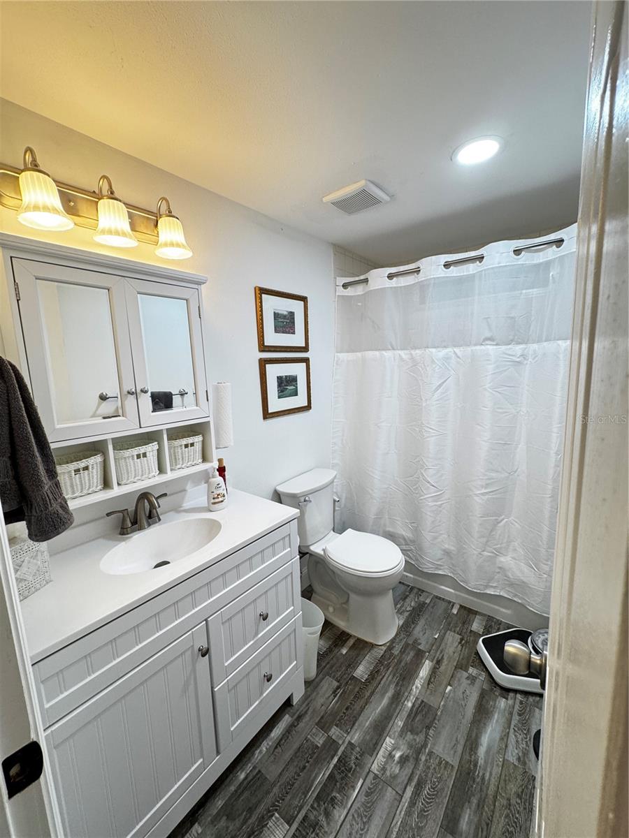 BANBURY VILLAGE CONDO - Residential