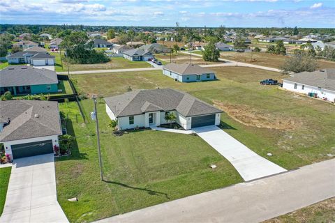 A home in PORT CHARLOTTE