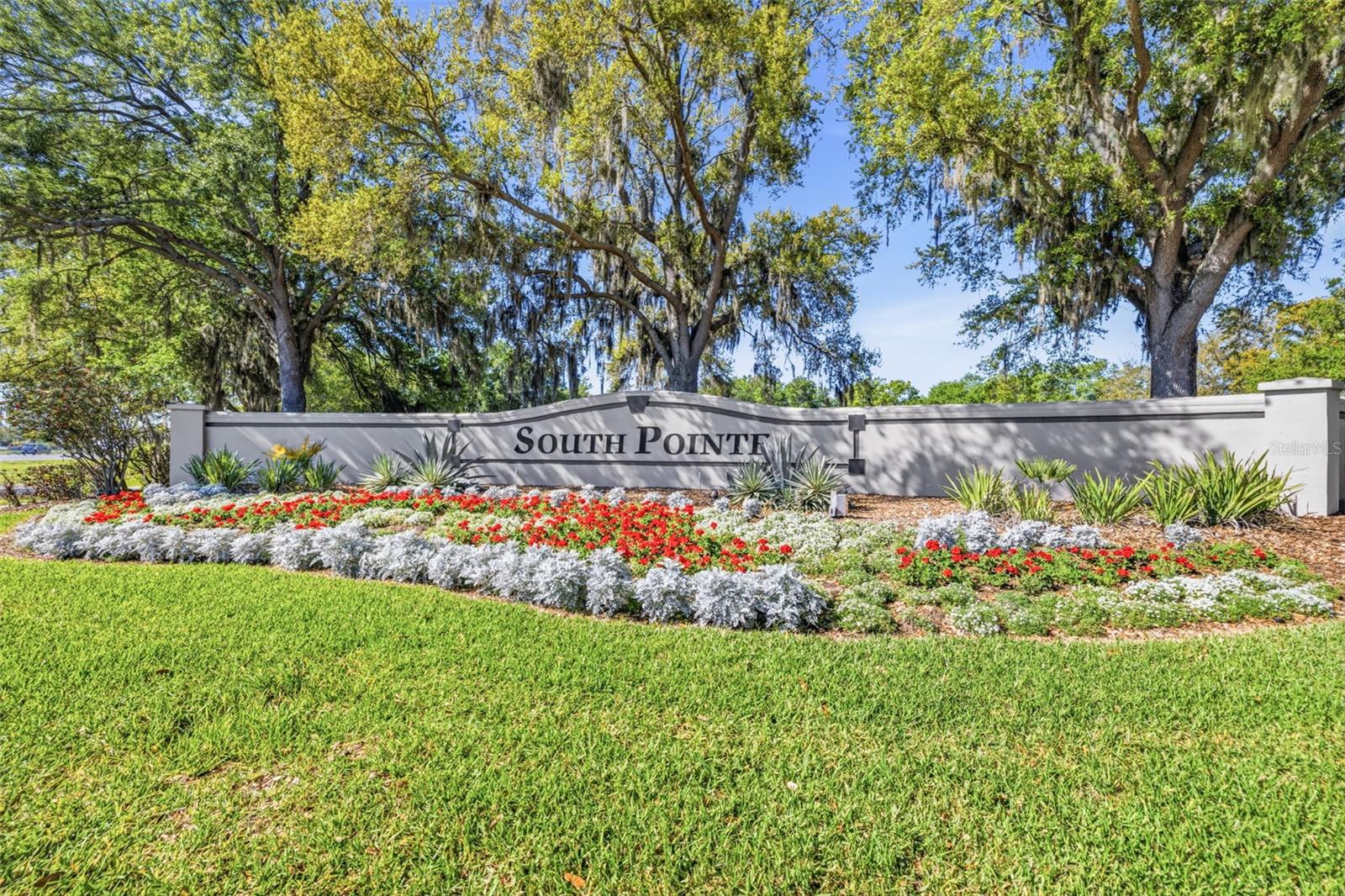 SOUTH POINTE PH 5 - Residential