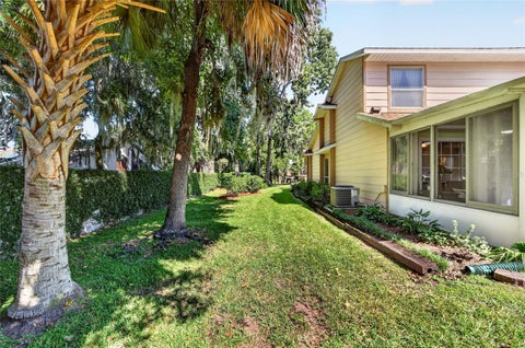Tiny photo for 2331 SE 19th Circle, Ocala, FL 34471 (MLS # OM733185)