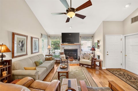 Tiny photo for 2331 SE 19th Circle, Ocala, FL 34471 (MLS # OM733185)