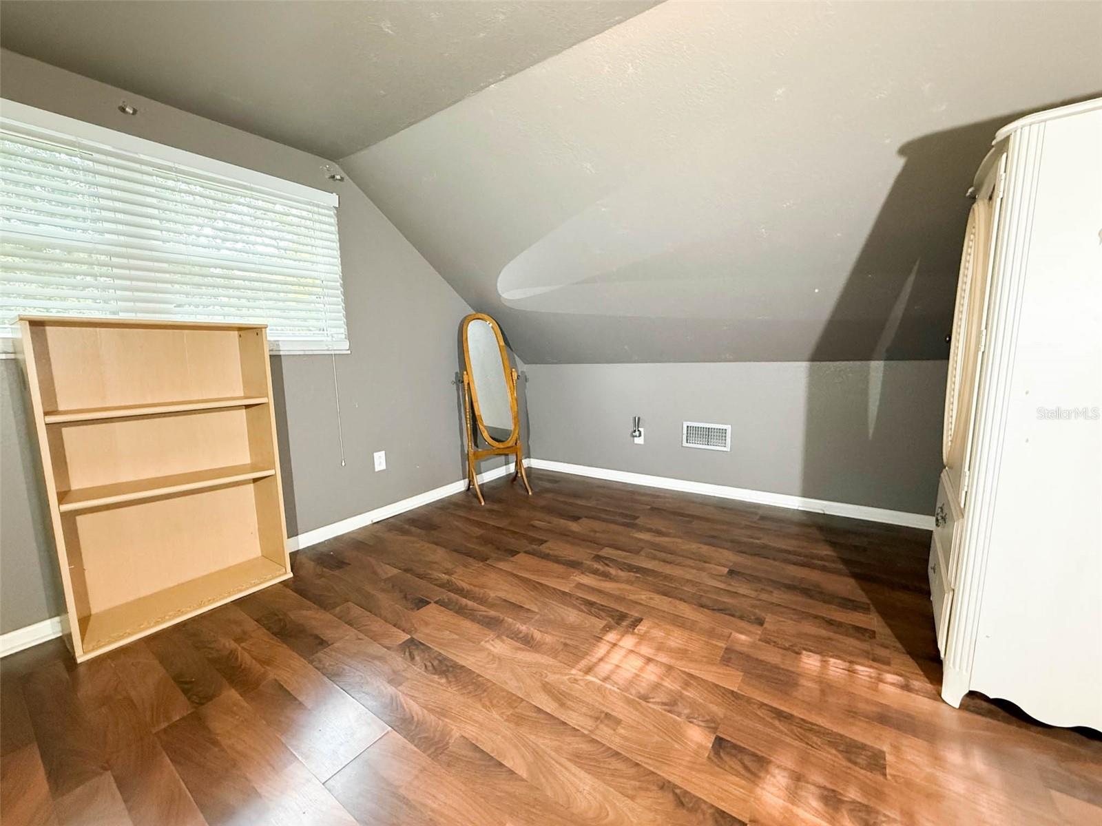 GOLFVIEW - Residential