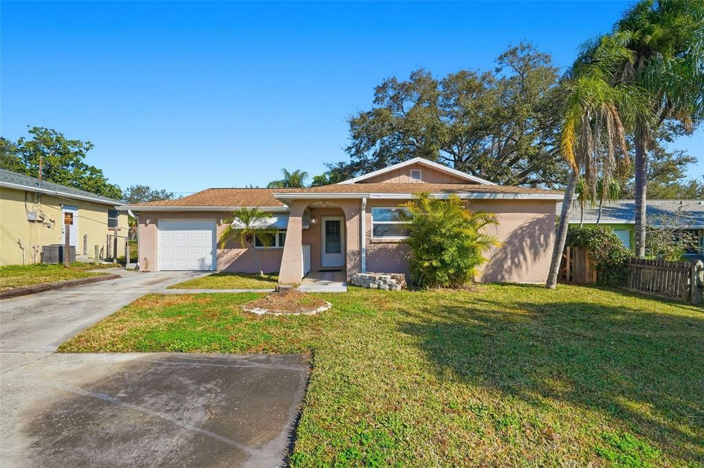 Photo of 11333 Walsingham Road, Largo, FL 33778 (MLS # TB8471627)