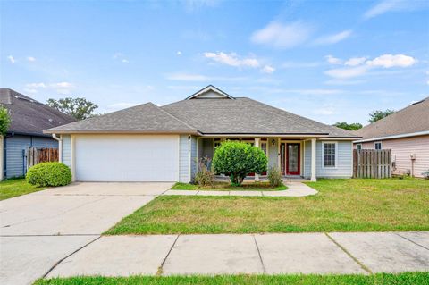 Photo of 7634 SW 88th Street, Gainesville, FL 32608 (MLS # GC533830)