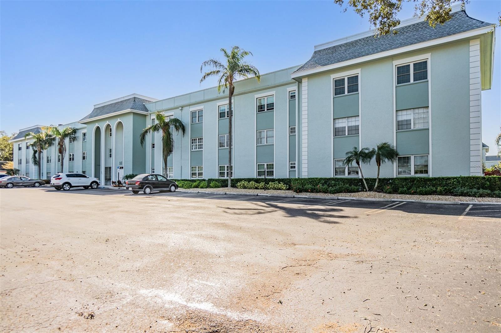 BELLEAIR FOREST - Residential