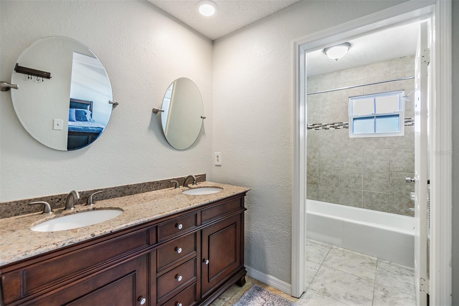 BELLEAIR FOREST - Residential