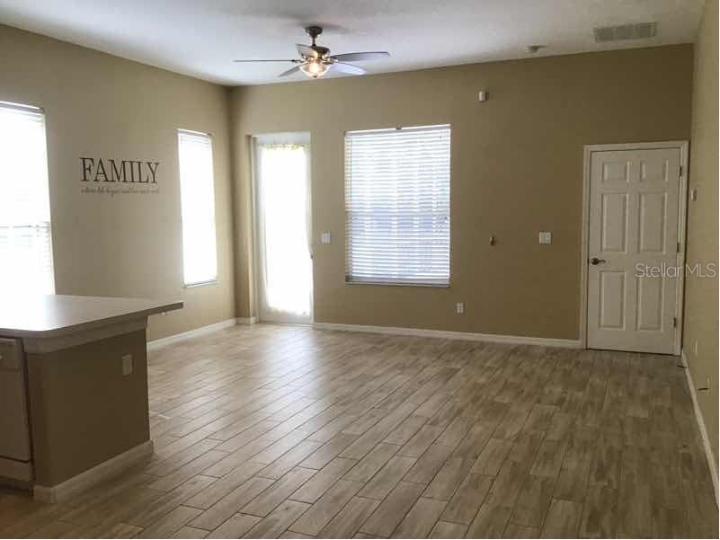 SUMMERPORT PH 03 - Residential Lease