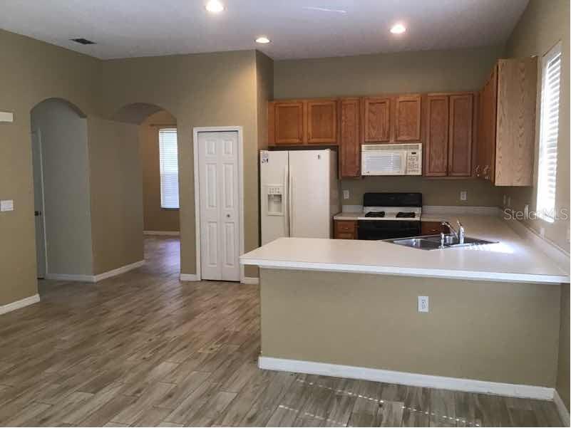 SUMMERPORT PH 03 - Residential Lease