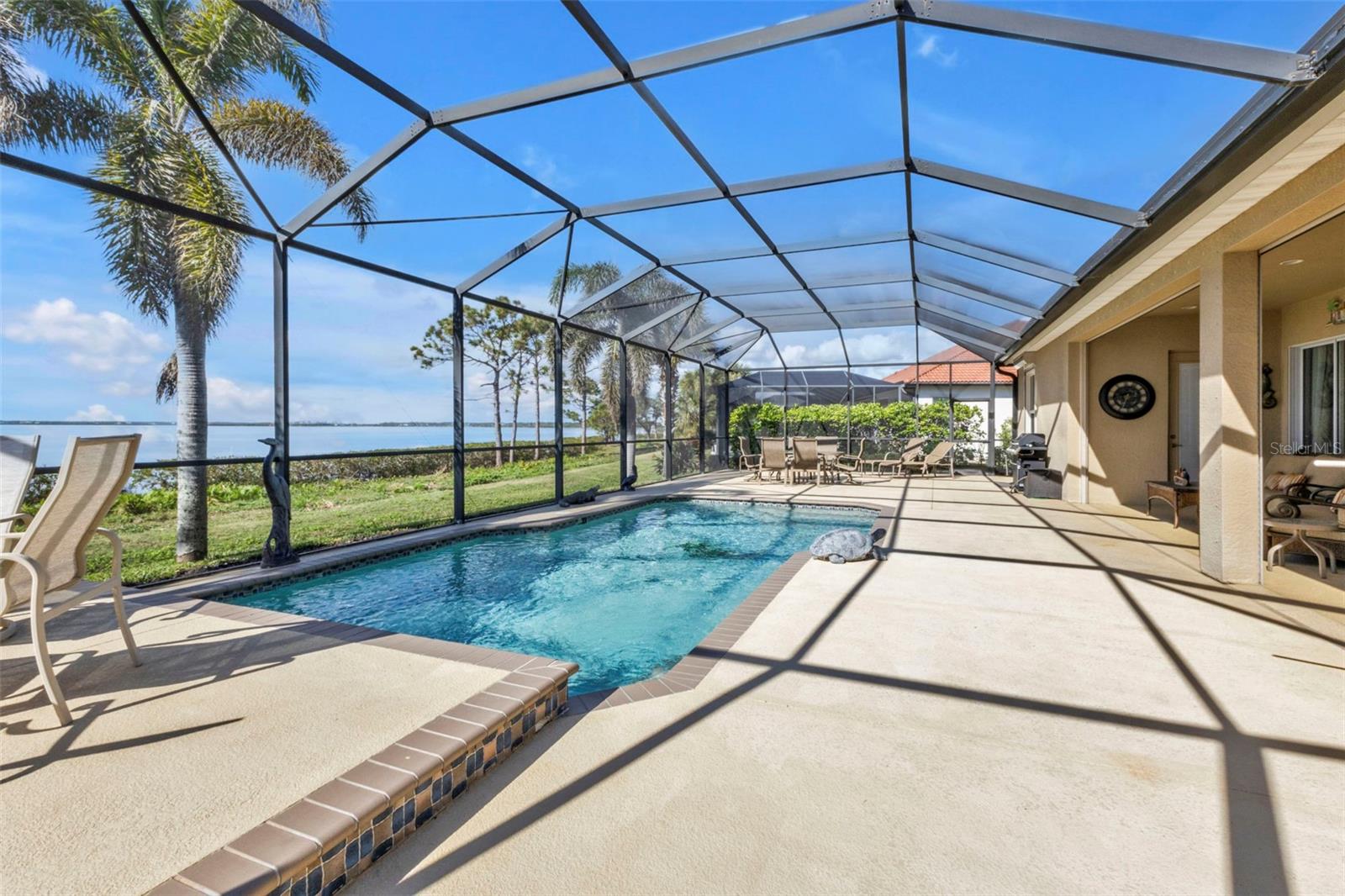 RIVERWOOD - Residential