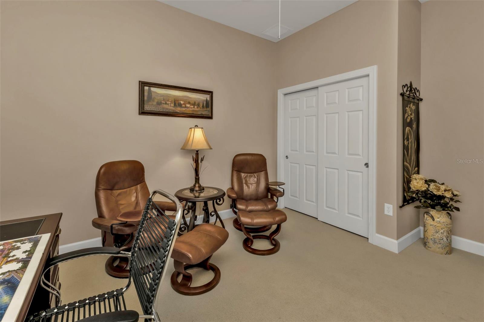 RIVERWOOD - Residential