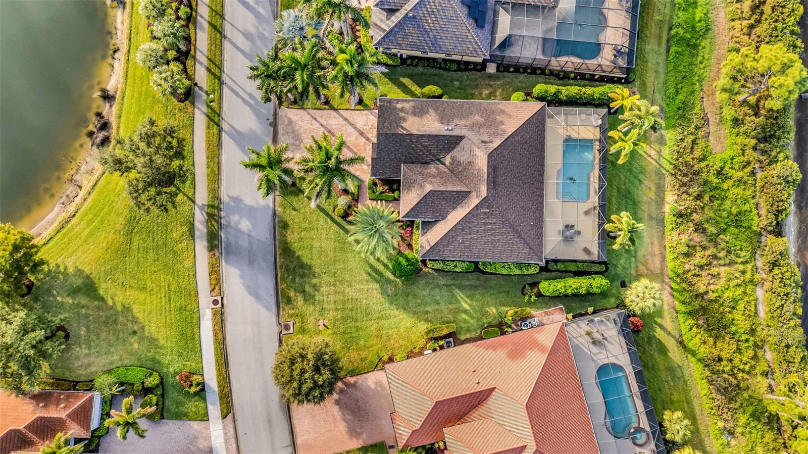 RIVERWOOD - Residential