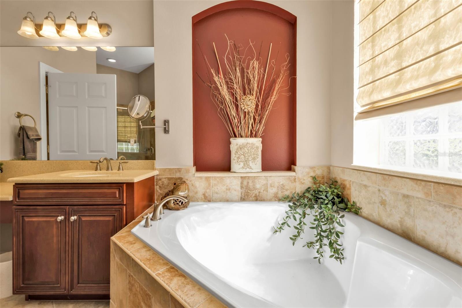 RIVERWOOD - Residential