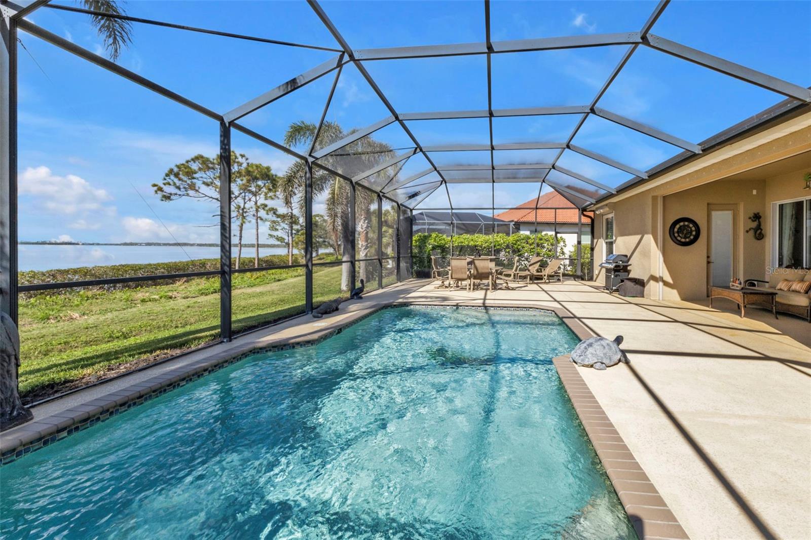 RIVERWOOD - Residential