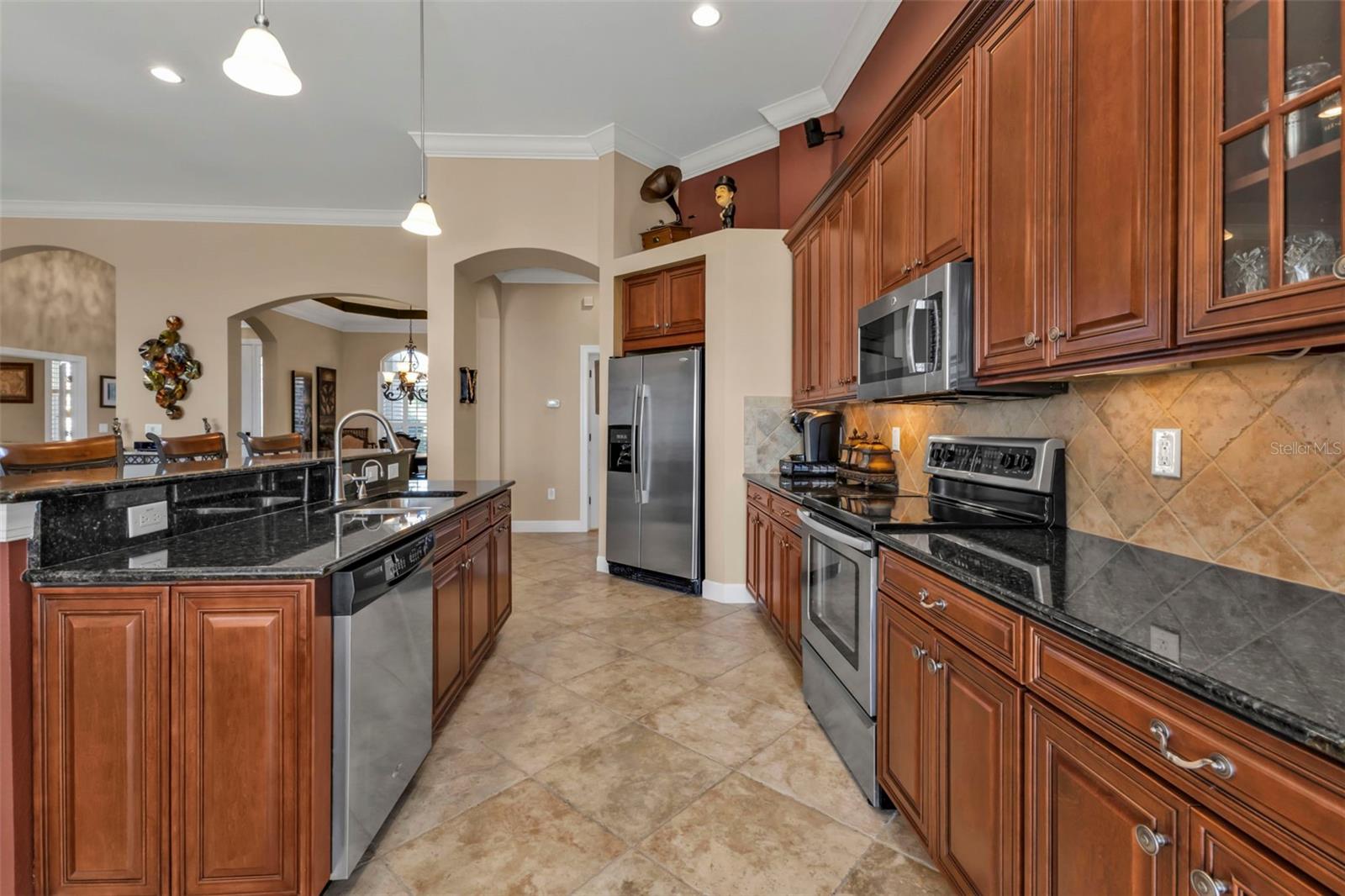 RIVERWOOD - Residential