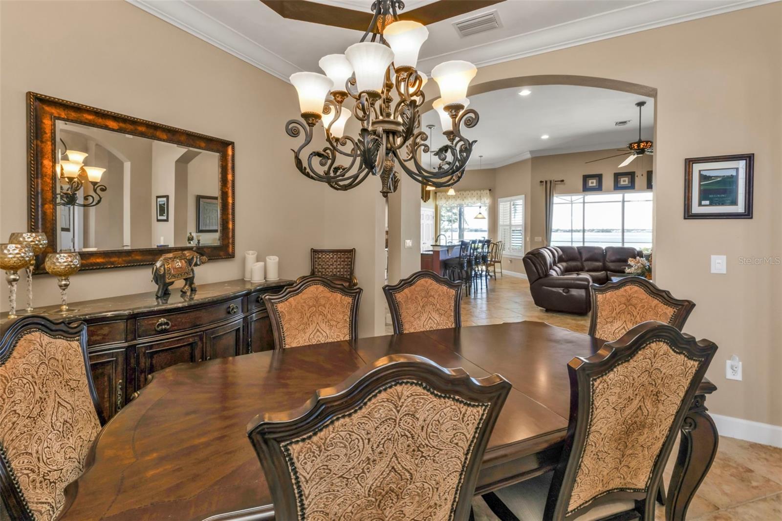 RIVERWOOD - Residential