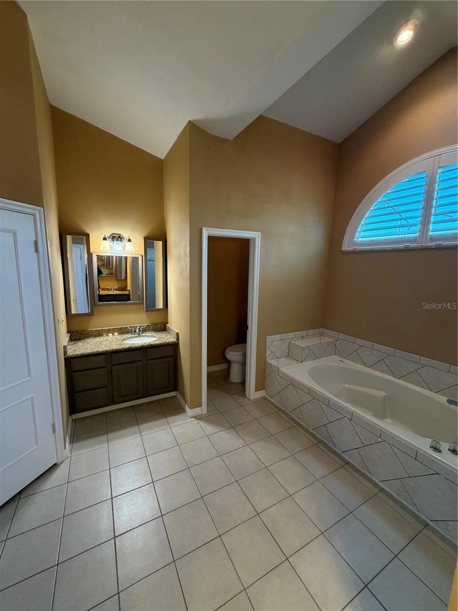 SILVER LAKES EAST AT THE CROSSINGS UNIT 2 - Residential Lease