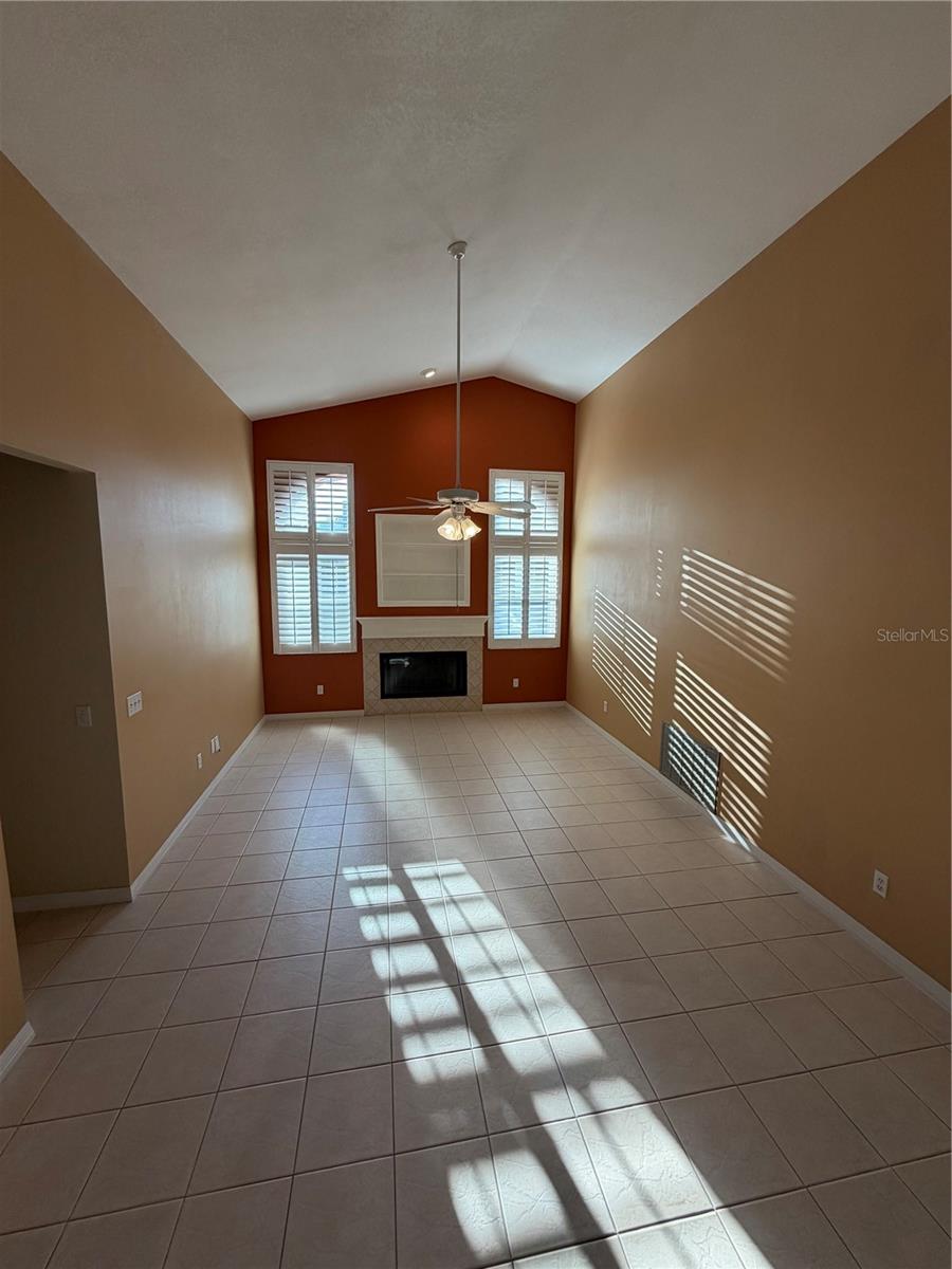 SILVER LAKES EAST AT THE CROSSINGS UNIT 2 - Residential Lease