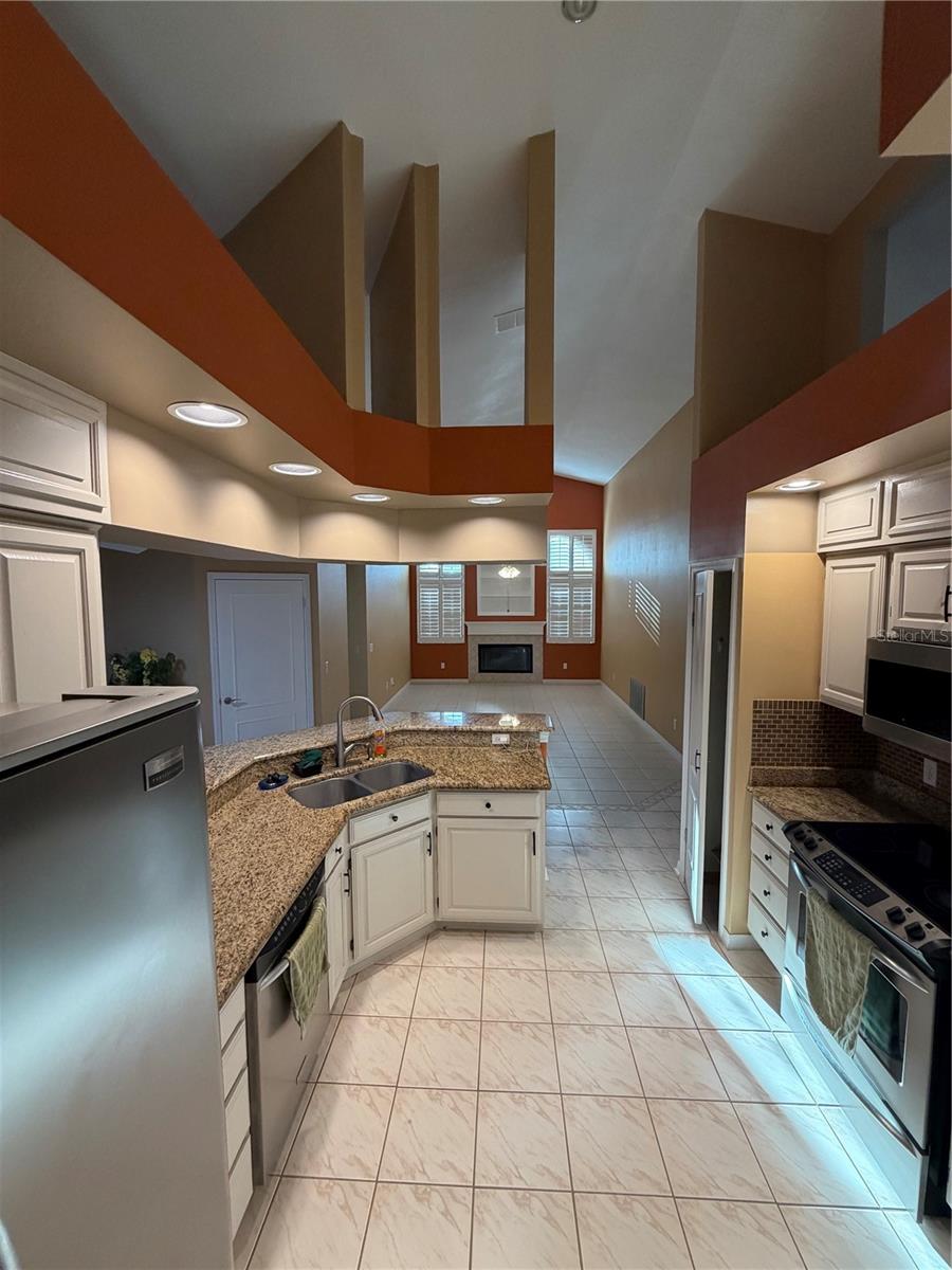 SILVER LAKES EAST AT THE CROSSINGS UNIT 2 - Residential Lease