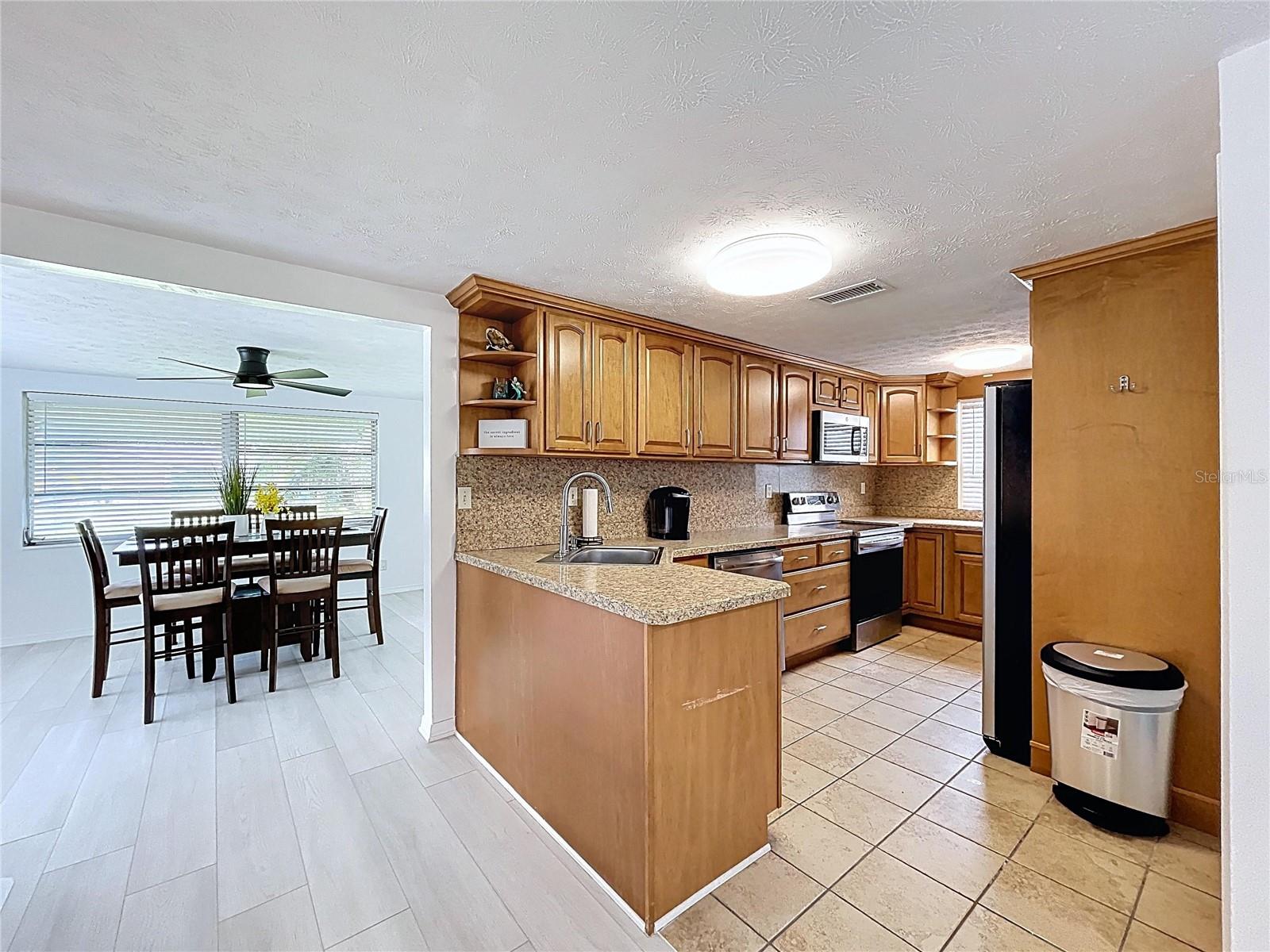 TAHITIAN DEV SUB - Residential Lease