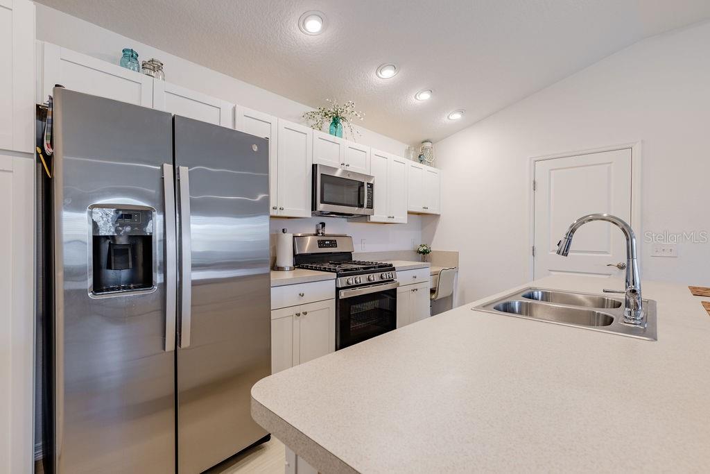 VILLAGES/SOUTHERN OAKS UN 216 - Residential