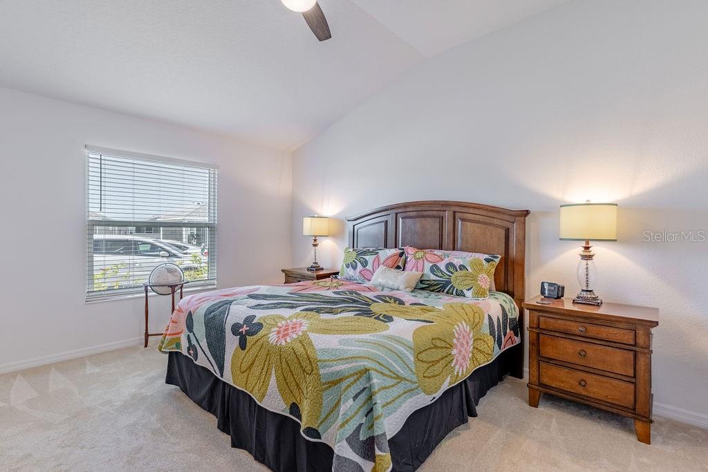 VILLAGES/SOUTHERN OAKS UN 216 - Residential