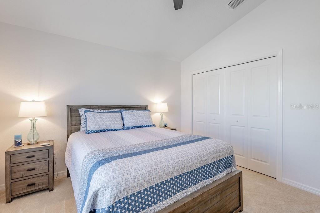 VILLAGES/SOUTHERN OAKS UN 216 - Residential