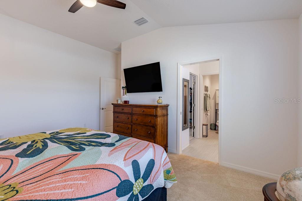 VILLAGES/SOUTHERN OAKS UN 216 - Residential