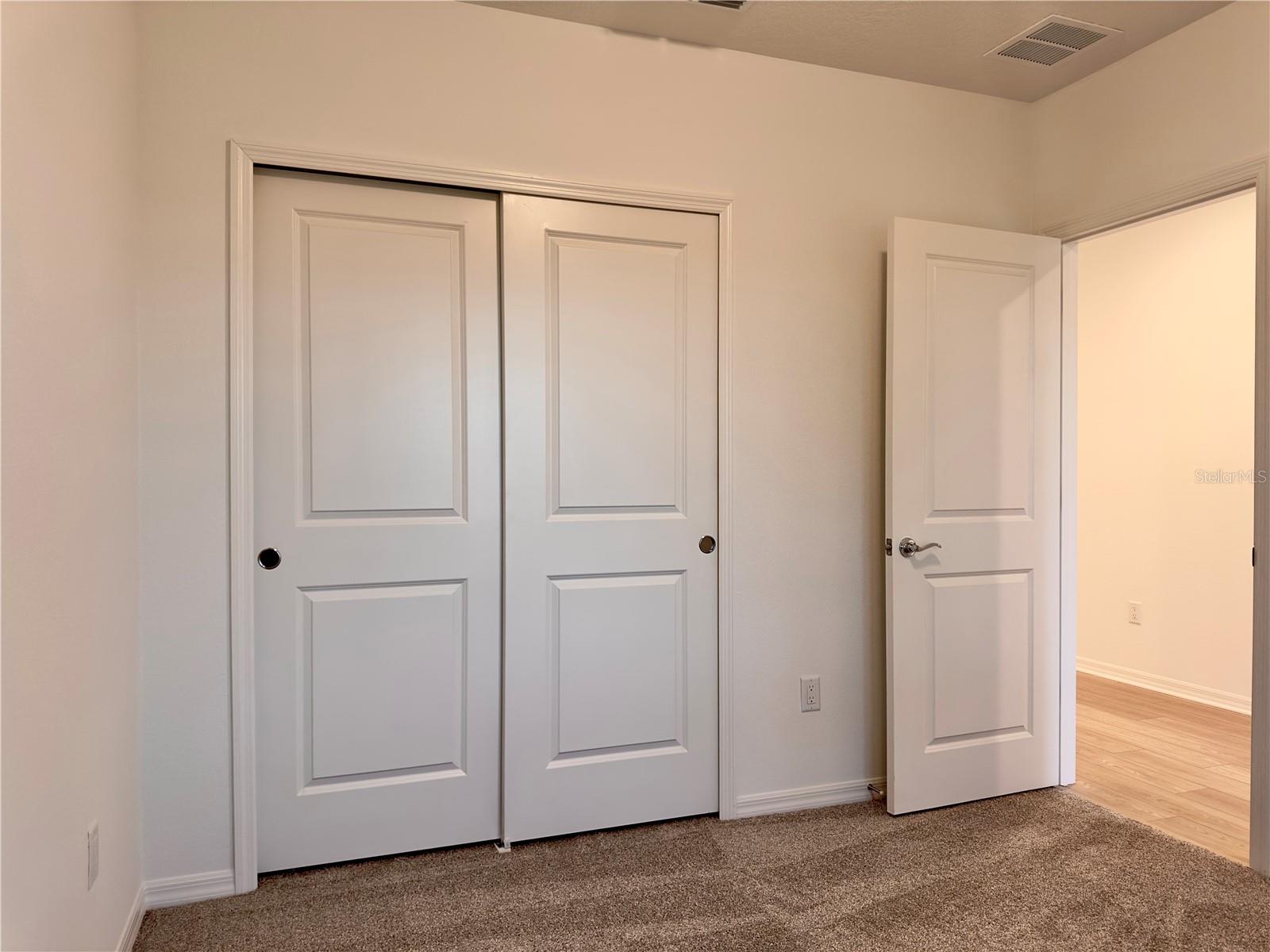 PARKSIDE TRAILS - Residential