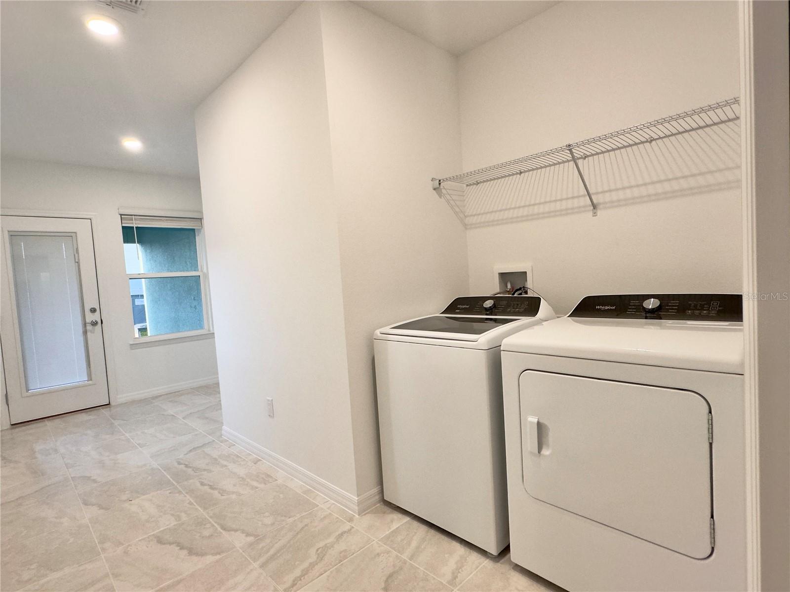 PARKSIDE TRAILS - Residential