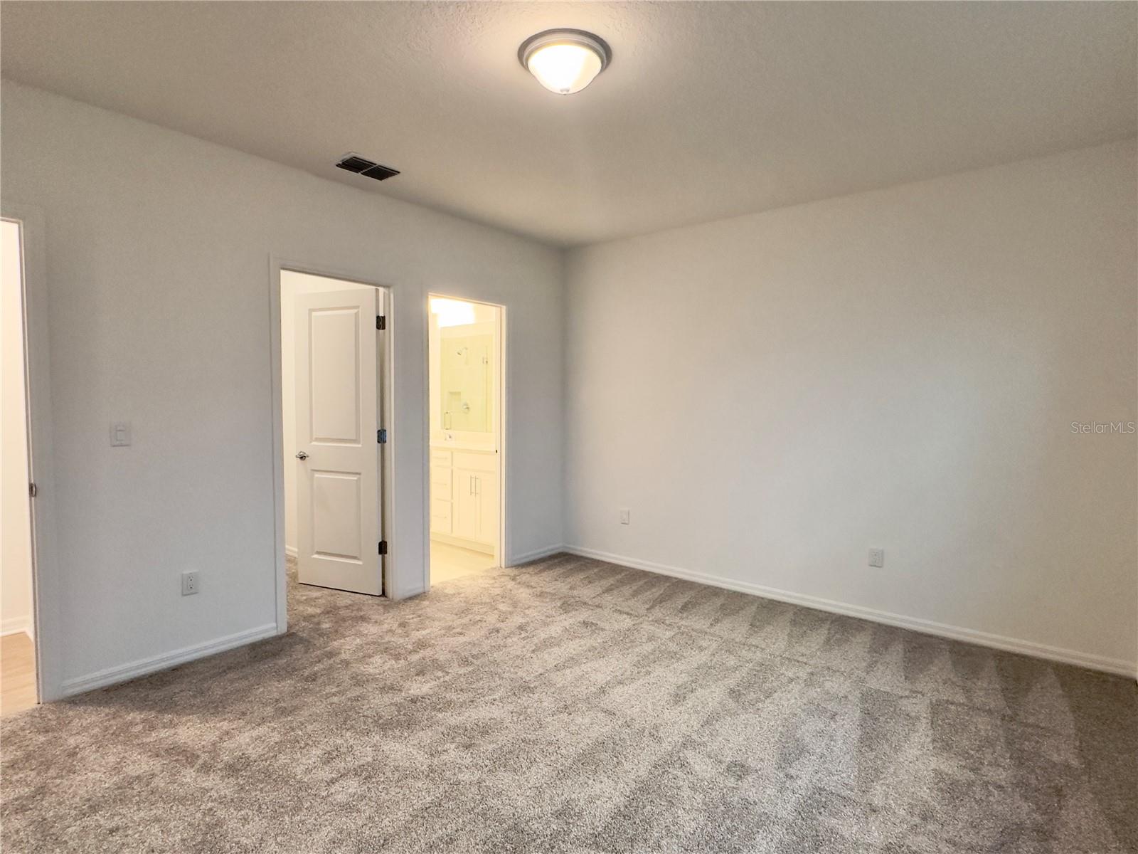 PARKSIDE TRAILS - Residential