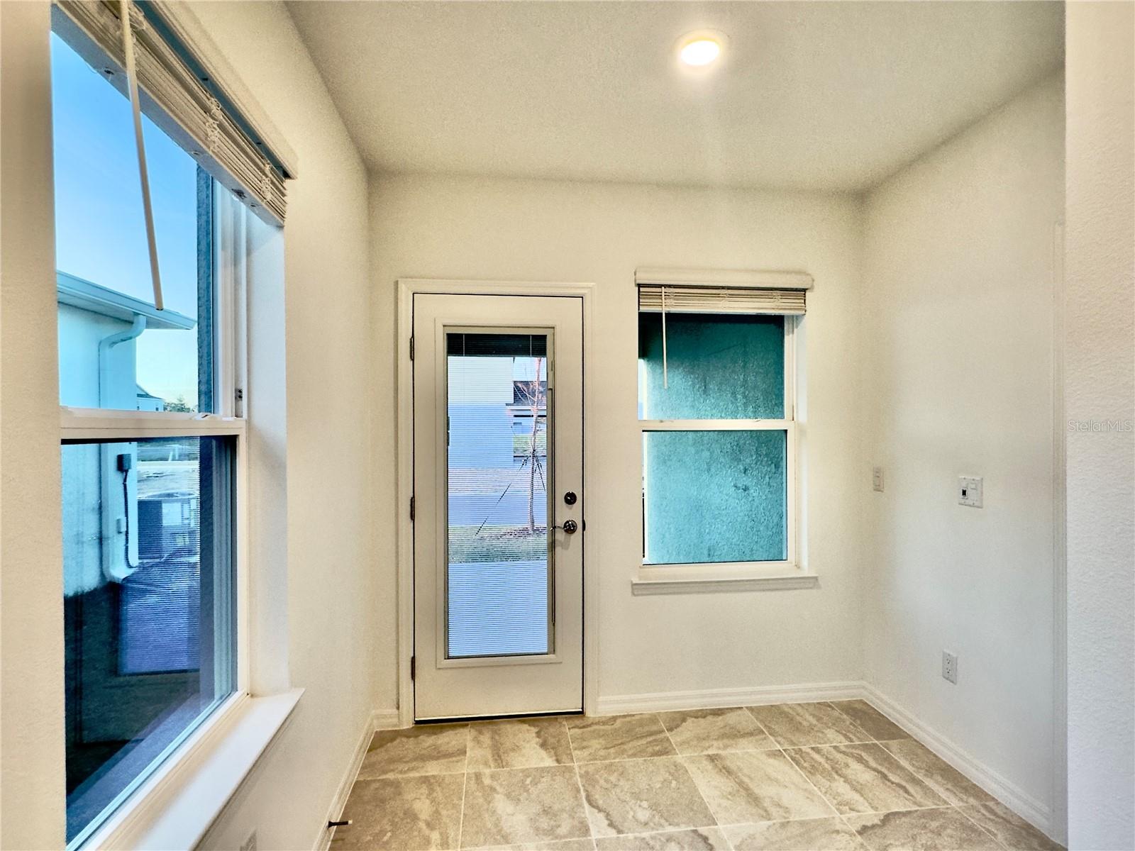 PARKSIDE TRAILS - Residential