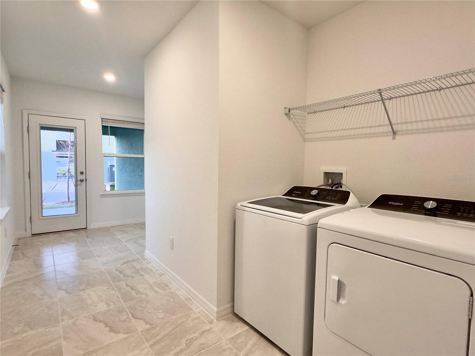 PARKSIDE TRAILS - Residential