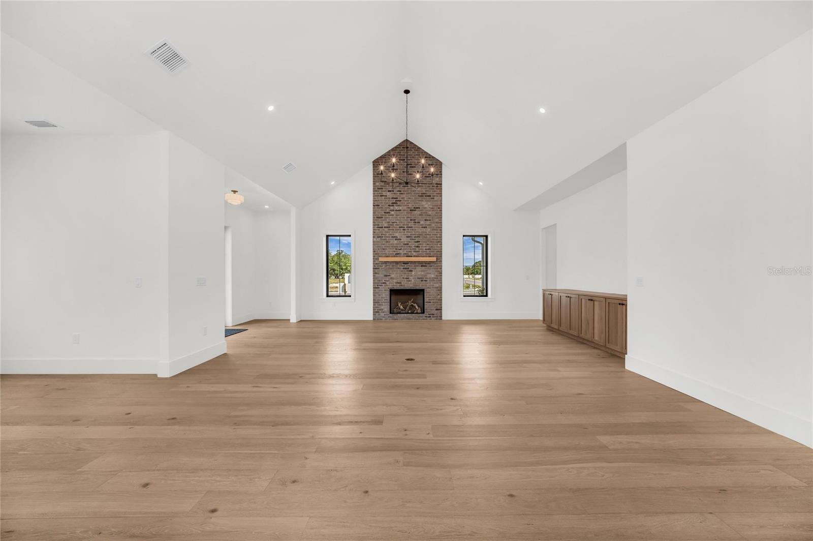 PALADIN ESTATES - Residential