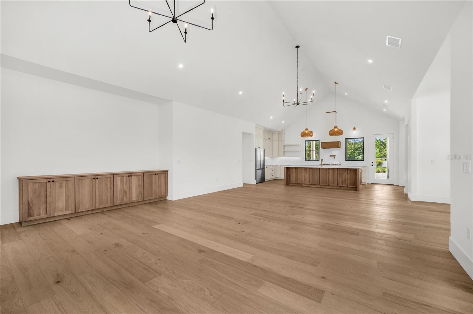 PALADIN ESTATES - Residential
