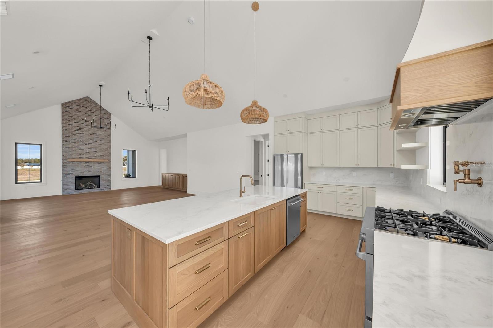 PALADIN ESTATES - Residential