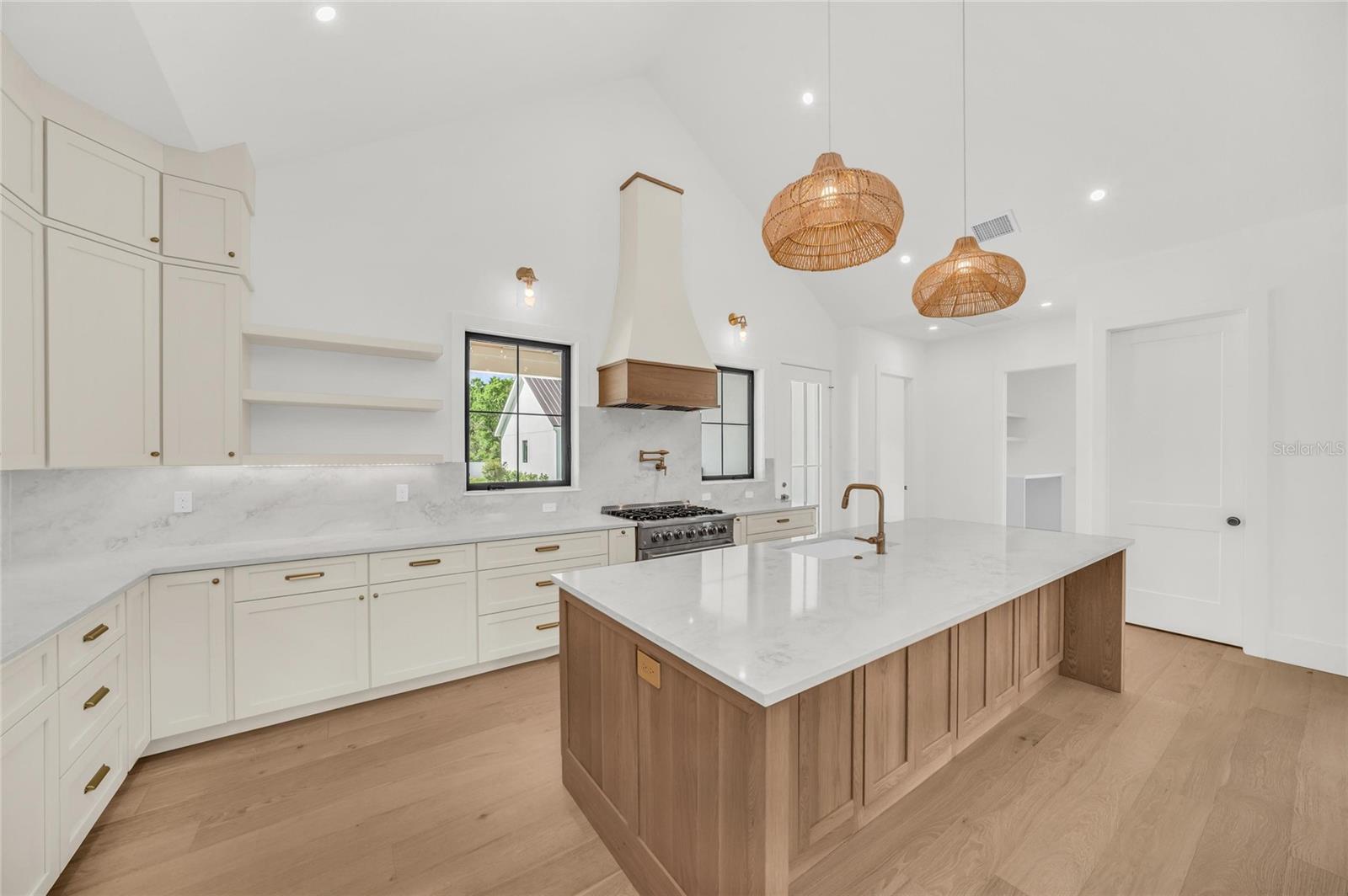 PALADIN ESTATES - Residential