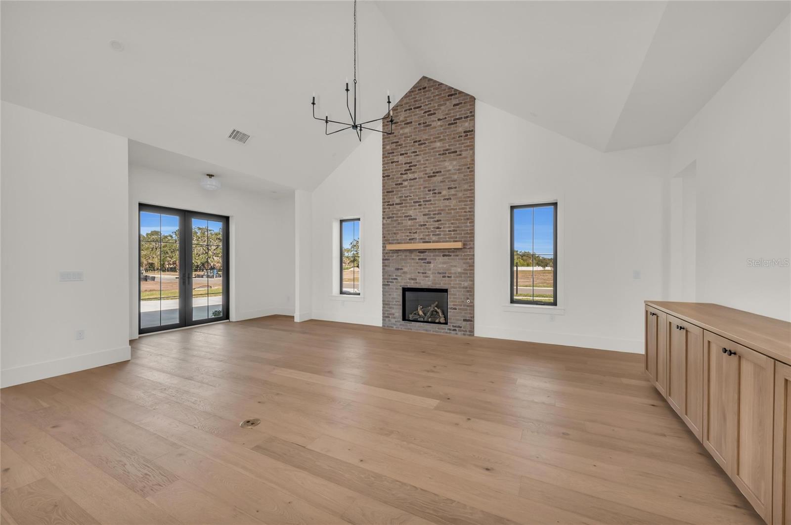 PALADIN ESTATES - Residential