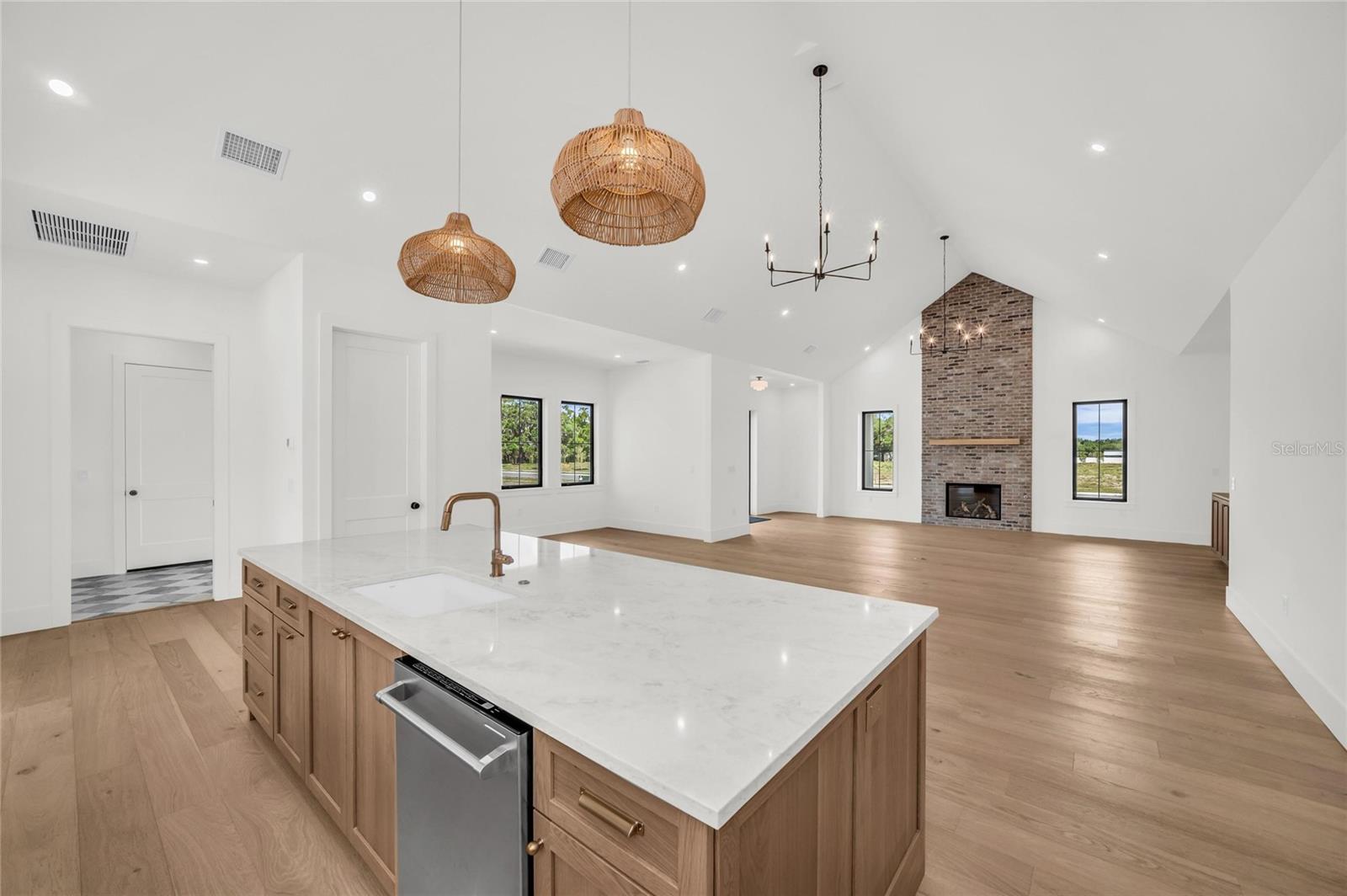 PALADIN ESTATES - Residential