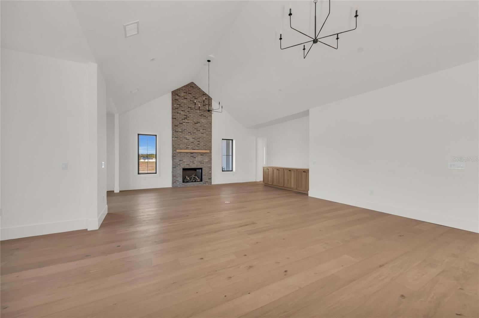 PALADIN ESTATES - Residential