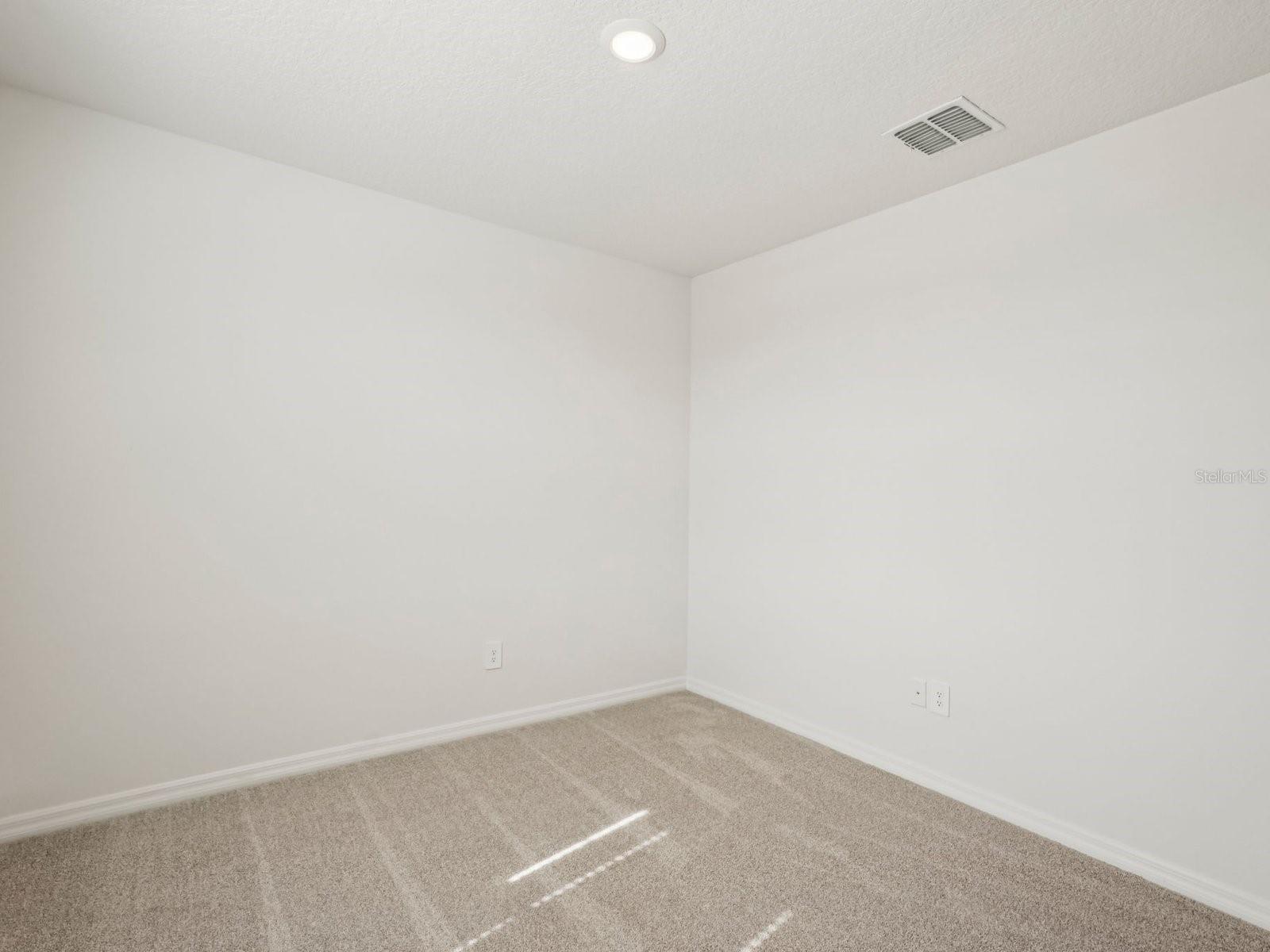 MAGNOLIA BAY - Residential