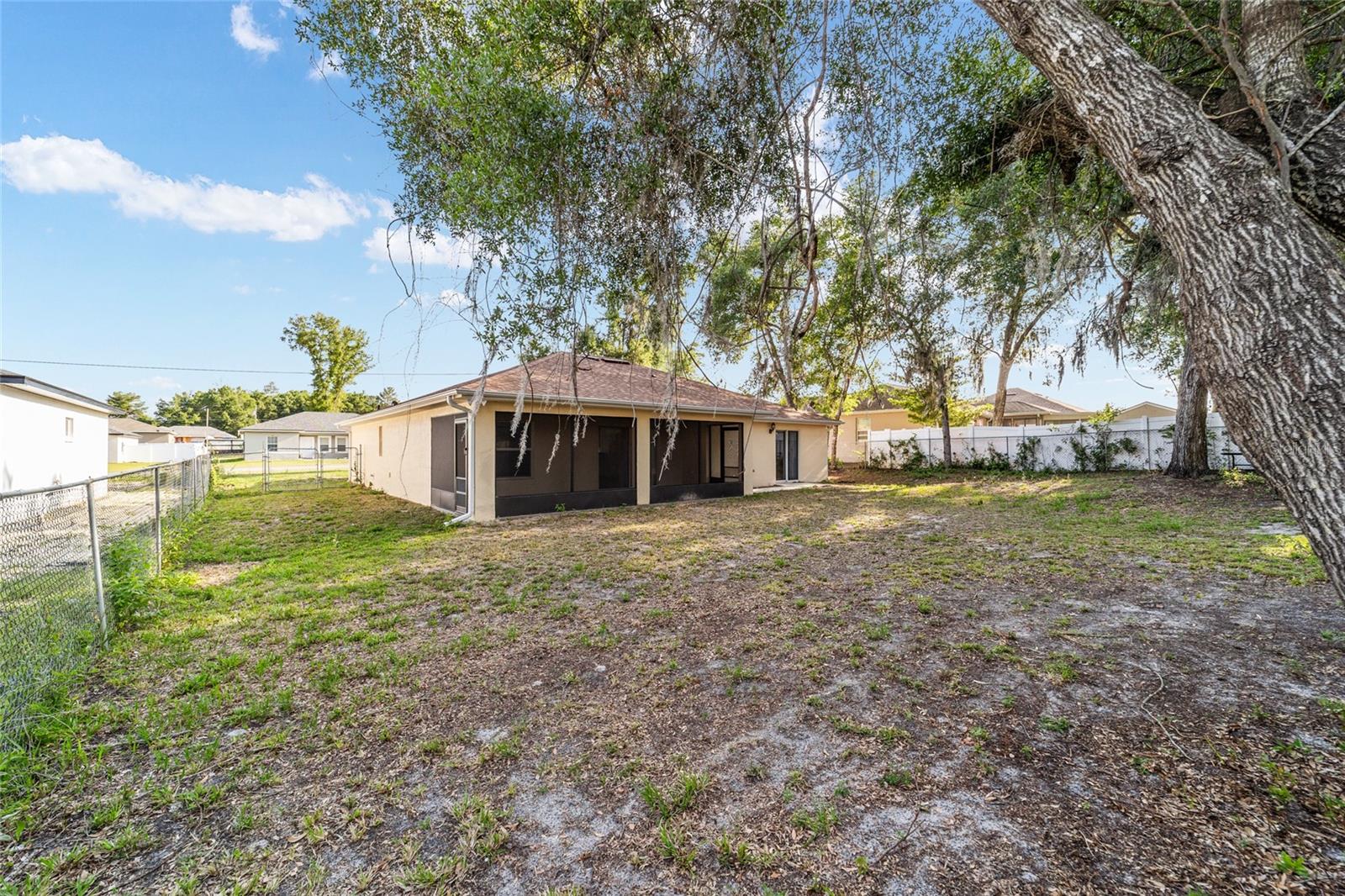MARION OAKS UN 07 - Residential