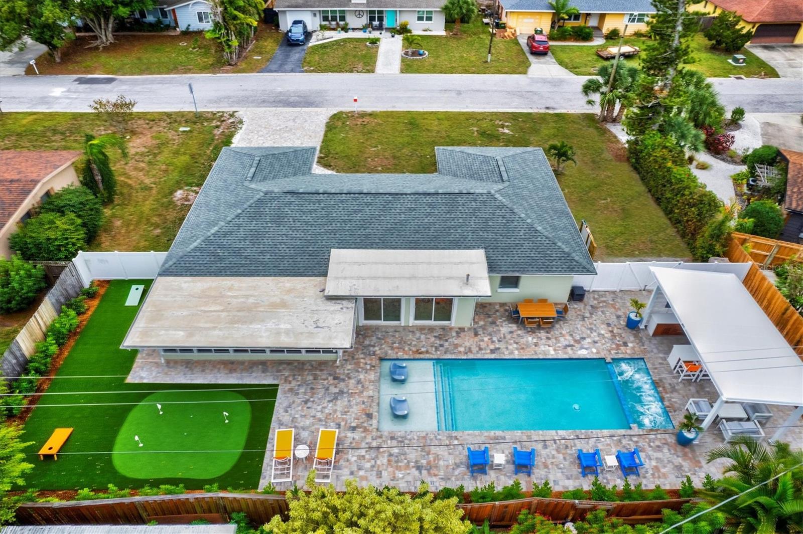 RINGLING PARK - Residential Lease